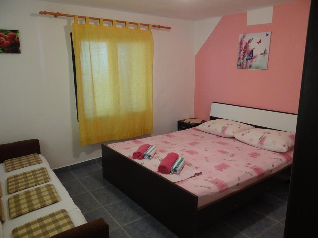 Apartments Jerkovic Stari Grad  Exterior photo