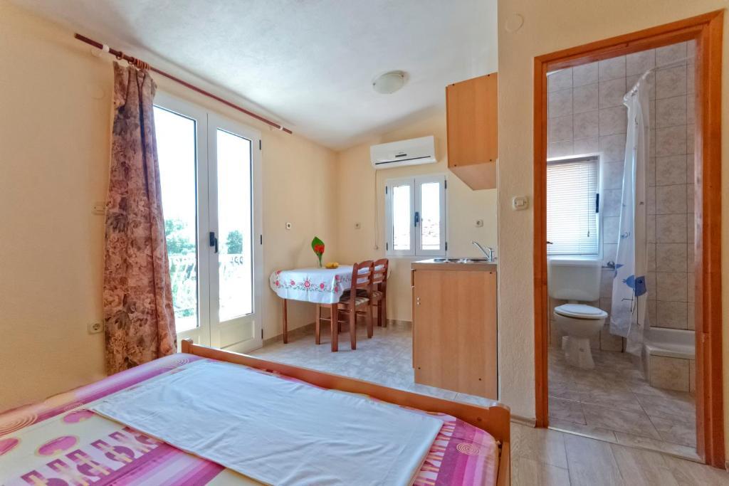 Apartments Jerkovic Stari Grad  Room photo